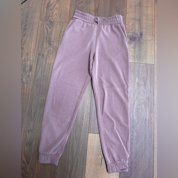 Lulu Softstreme Joggers - Picture 1 of 5
